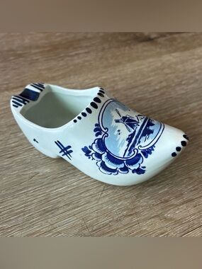 Vintage Delft Blue Ceramic Holland Clog Shoe Hand Painted Ashtray Trinket